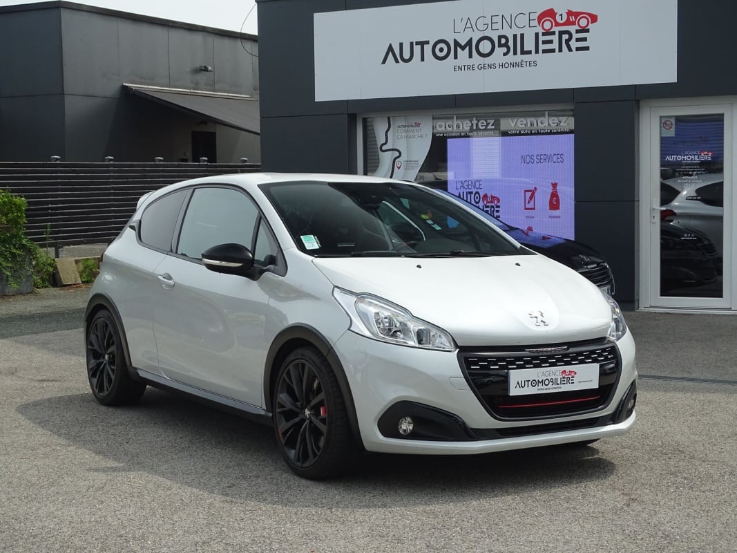 Peugeot 208 GTi Phase 2 1.6 THP 208 ch BY PEUGEOT SPORT — 1