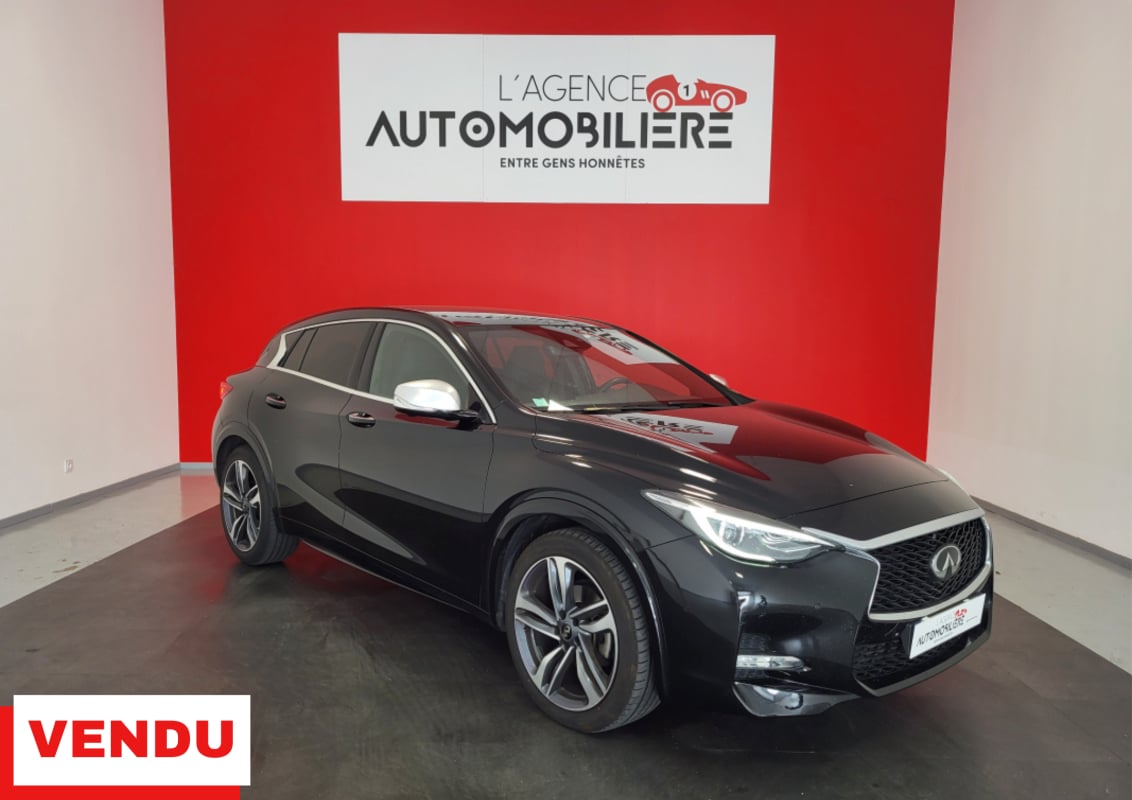 Infiniti Q30 S 1.5 D 109 BOITE MECANIQUE — 1