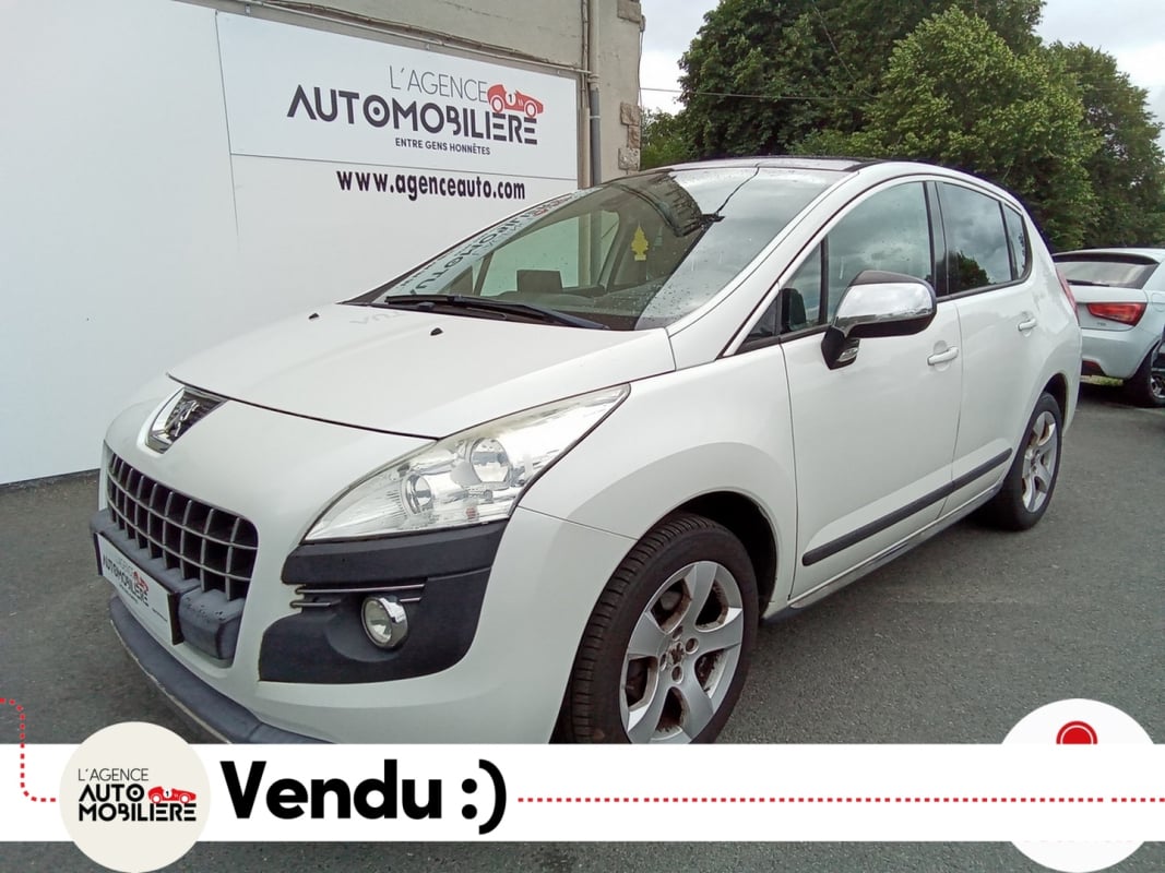 Peugeot 3008 1.6 HDI 110 PREMIUM PACK — 1
