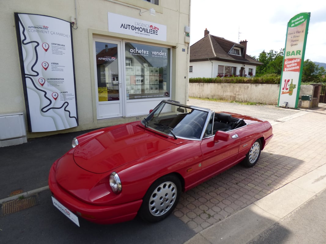 Alfa Romeo Spider 2000 2,0i 120 2 places BVM5 cabriolet — 1