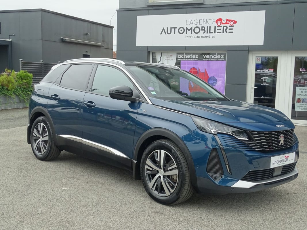 Peugeot 3008 HYBRID PHEV 225 E-EAT 8 ALLURE PACK — 1