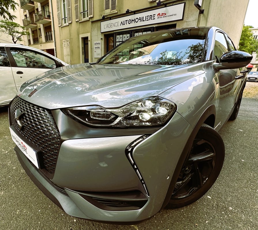 Citroen DS DS 3 CROSSBACK PURETECH 155 EAT8 LA PREMIERE — 1