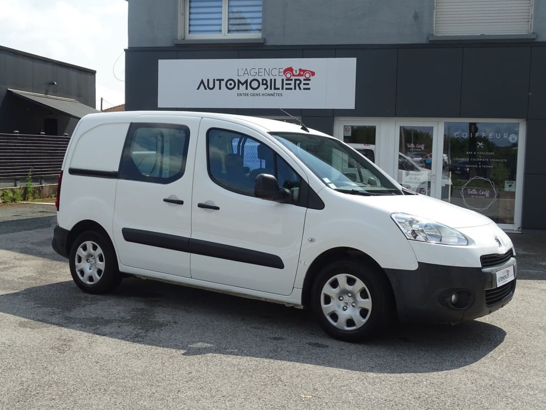 Peugeot Partner 1.6 HDI 75 CV PACK GPS CLIM 3 places — 1