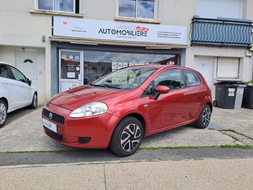 Fiat Punto Grande 1.2 i 65 cv CLIM — 1