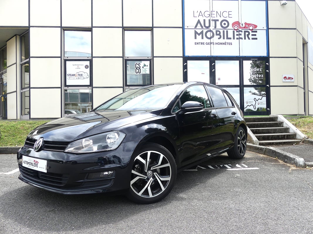 Volkswagen Golf Golf 2.0 TDI 150 BlueMotion DSG6 Confortline — 1