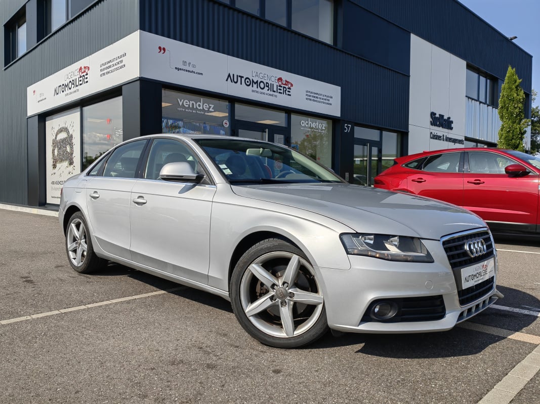 Audi A4 B8 2.0 TDI 143cv Ambiente — 1