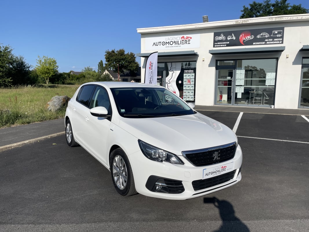 Peugeot 308 STYLE 1.2 PURETECH 110 CV — 1