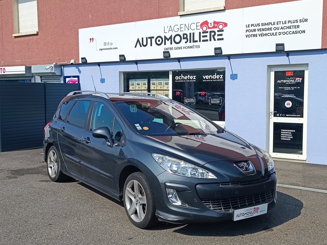 Peugeot 308 SW 1.6 HDI 110 Féline 1ère main 5 places — 1