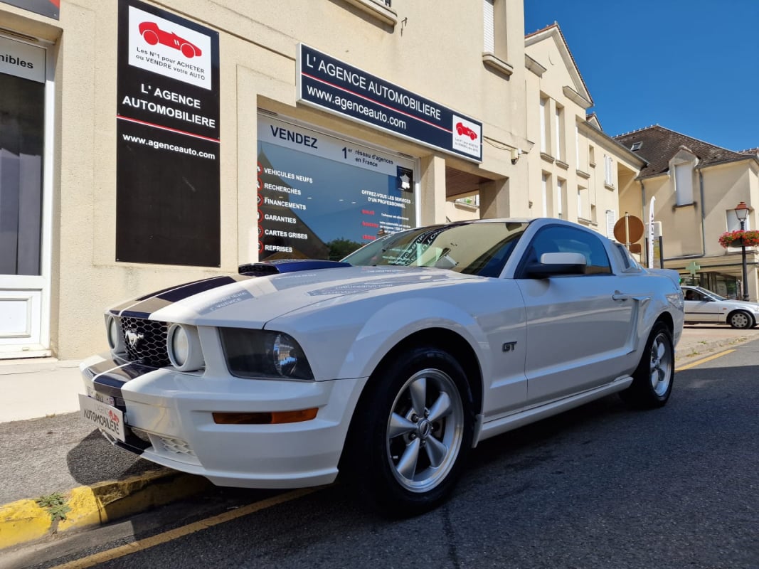 Ford Mustang GT V8 4.6 305cv BVM5 FRANCAISE! — 1