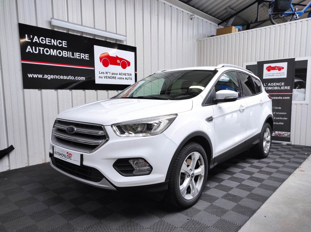 Ford Kuga 2.0 TDCI150 ch 4x2 TITANIUM — 1