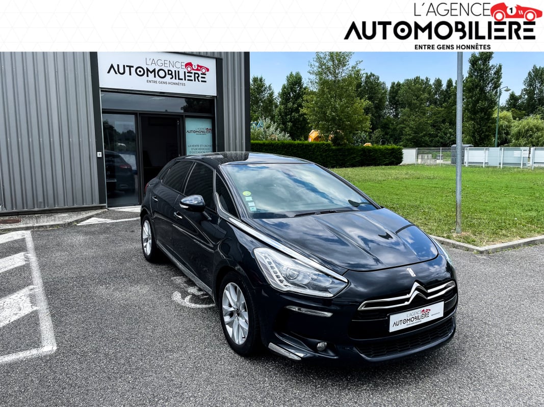 Citroen DS5 2.0 HDI FINITION EXECUTIVE 160CV SUIVI CITROEN — 1
