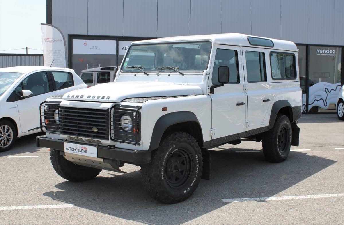 Land Rover Defender 110 SW E 2.2 TDI 4WD 7 places — 1