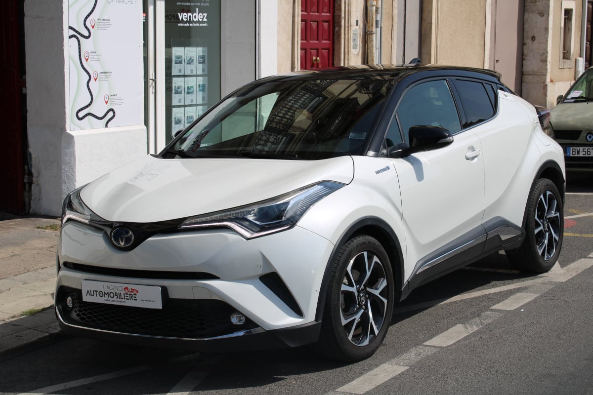 Toyota C-HR 1.8 HYBRID 122H 100 FULL-HYBRID COLLECTION RC18 4X2 E-CVT BVA (Entretien à Jour, Caméra de Recul..) — 1