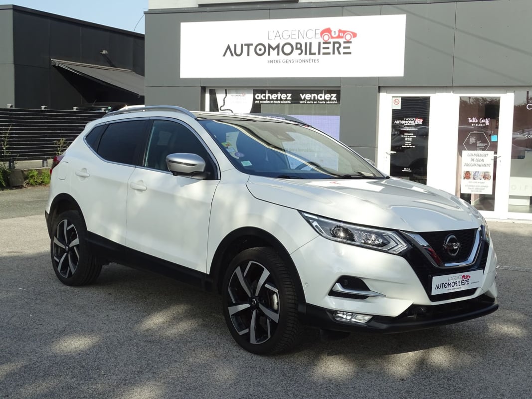 Nissan Qashqai 1.6 DIG-T 163 16V 2WD TEKNA PLUS — 1
