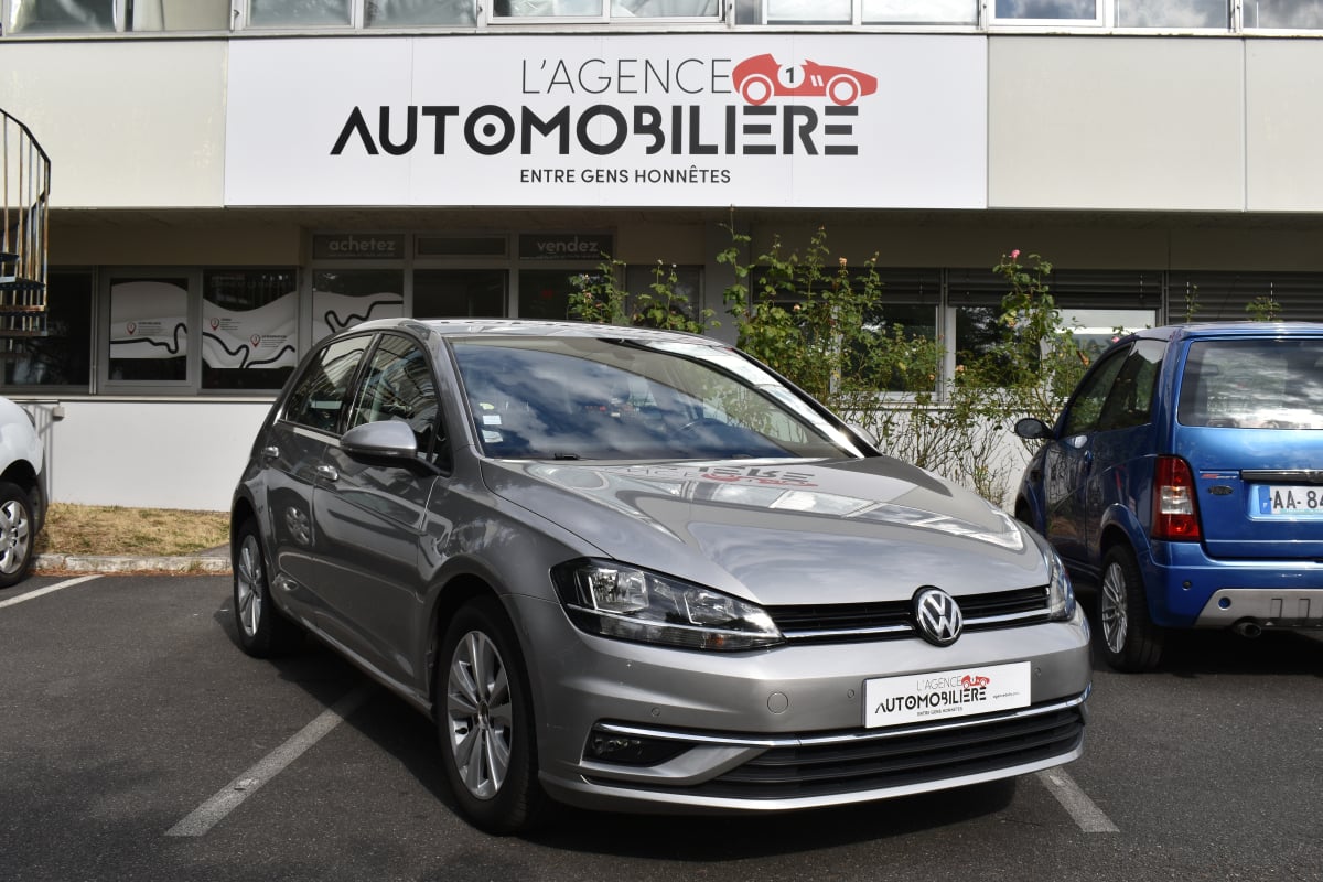 Volkswagen Golf CONFORTLINE Phase 2 5 Portes 1.6 TDI Blue Motion 115 cv — 1