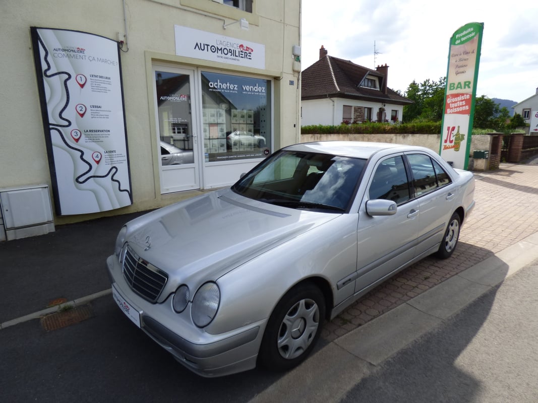 Mercedes-Benz Classe E 200 d 2,1 cdi 16V 115 Classic BVM6 W210 — 1