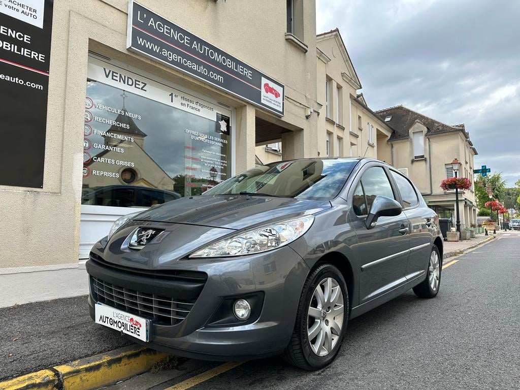 Peugeot 207 1.6 HDI 92 ACTIVE CLIM DISTRIBUTION NEUVE! — 1