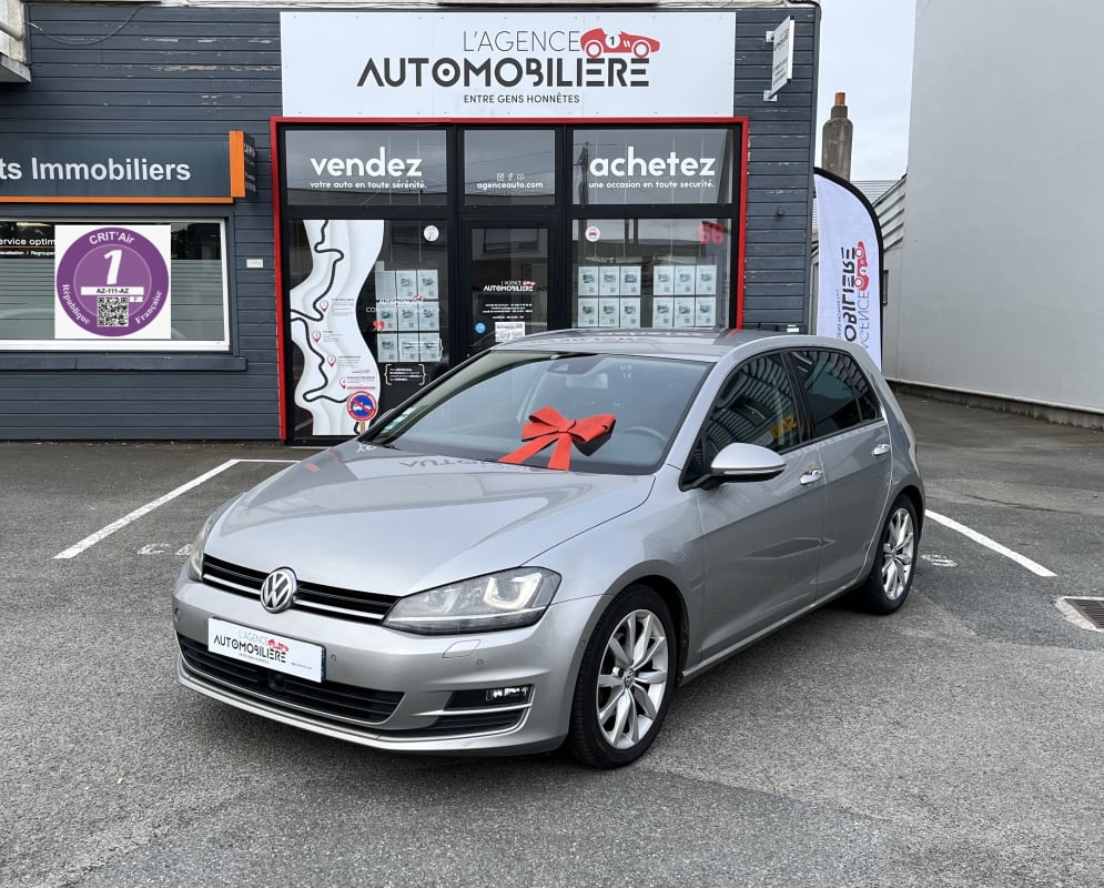 Volkswagen Golf 1.4 TSI 140 cv DSG7 Confortline — 1