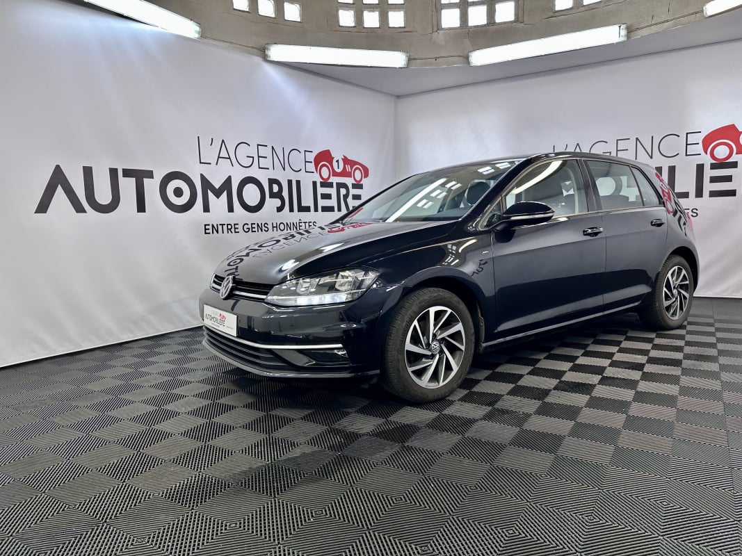 Volkswagen Golf 1.0 TSI 115 CONNECT — 1