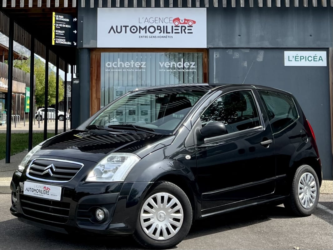 Citroen C2 1.1 60ch Collection / 1°Main — 1