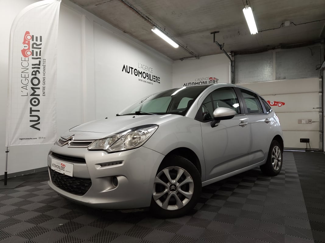 Citroen C3 II (2) 1.6 BLUEHDI 75 CONFORT + GPS — 1