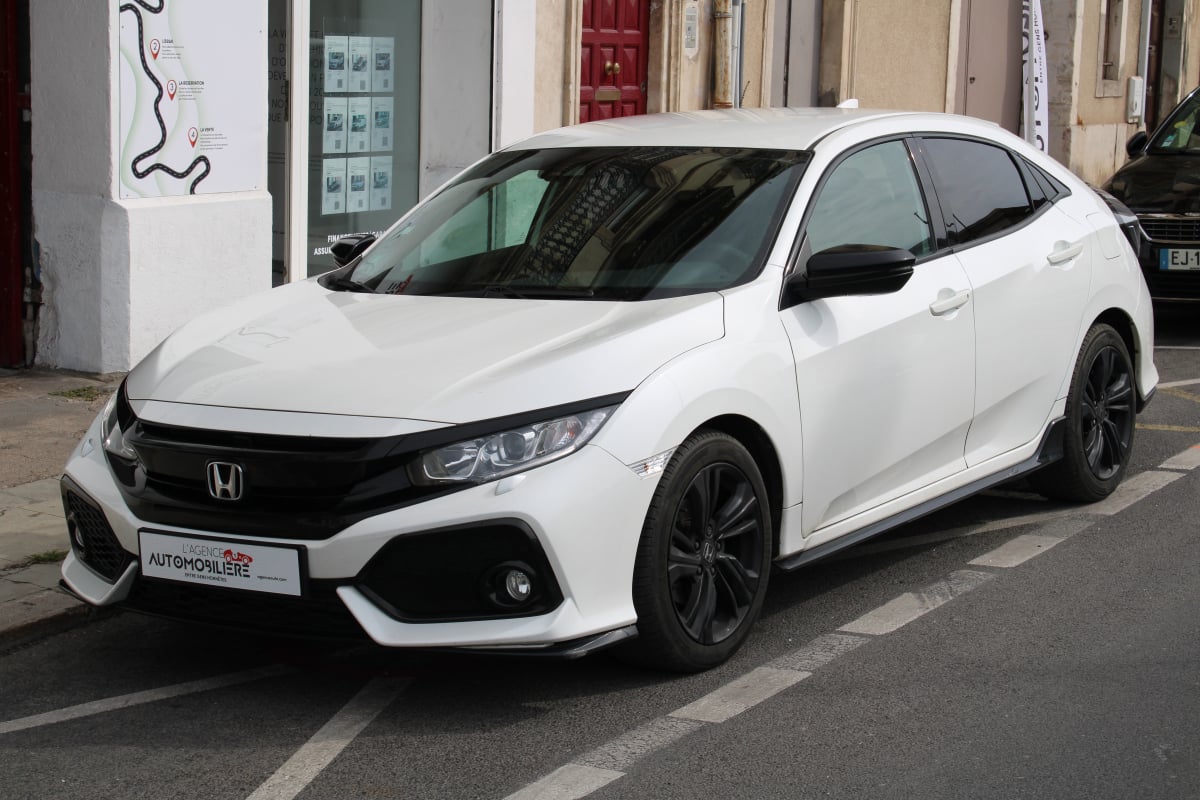 Honda Civic 1.0 IVTEC 125 DYNAMIC ( Radar Av/Arr, Caméra de Recul, Régulateur Adaptatif...) — 1