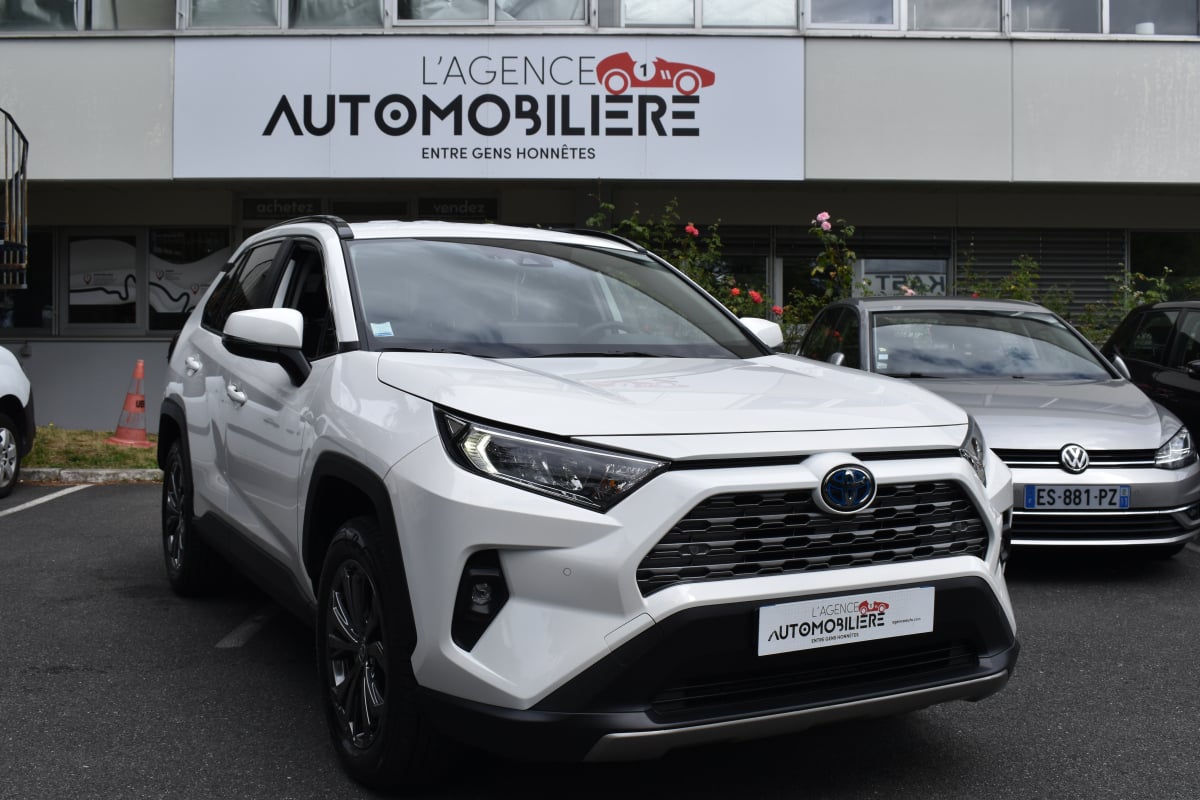 Toyota RAV4 Dynamic Phase 2 2.5 VVT-iE 16V 218 Hybrid 2WD E-CVT 177 cv Boîte auto — 1