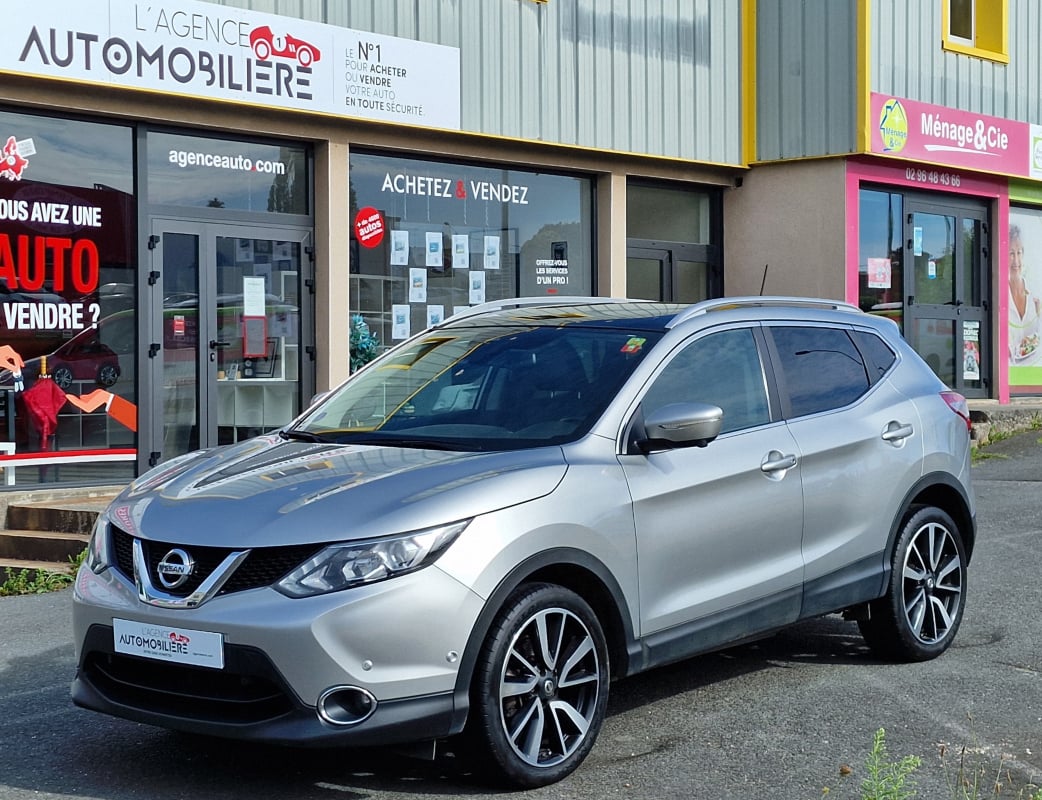 Nissan Qashqai 1.2 DIG-T 115CV TEKNA — 1