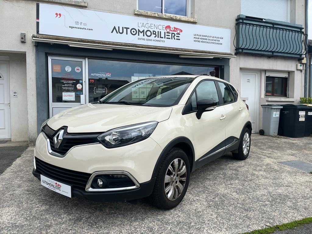 Renault Captur 0,9 TCe 90CV ZEN — 1