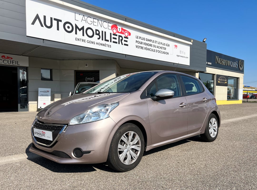 Peugeot 208 1.6 e-HDi 92 cv ACTIVE FAP 5p — 1