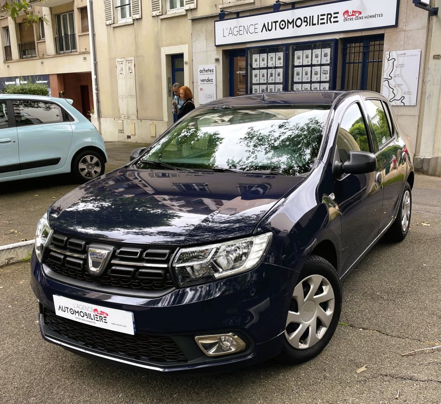 Dacia Sandero 0.9 TCE 90 ESSENTIEL — 1