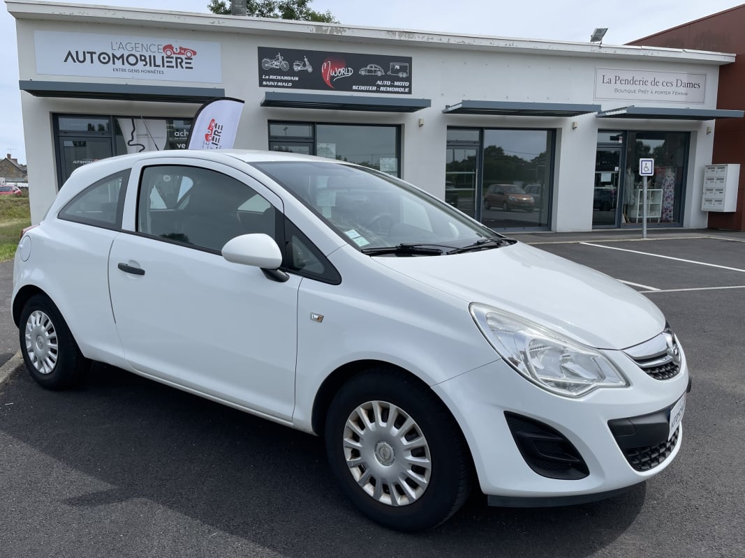 Opel Corsa 1.0 TWINPORT 65 TOP — 1