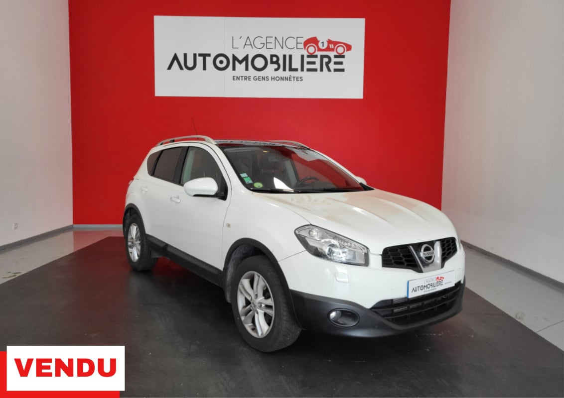 Nissan Qashqai 1.5 DCI 110 CONNECT EDITION BVM6 DISTRIBUTION OK — 1