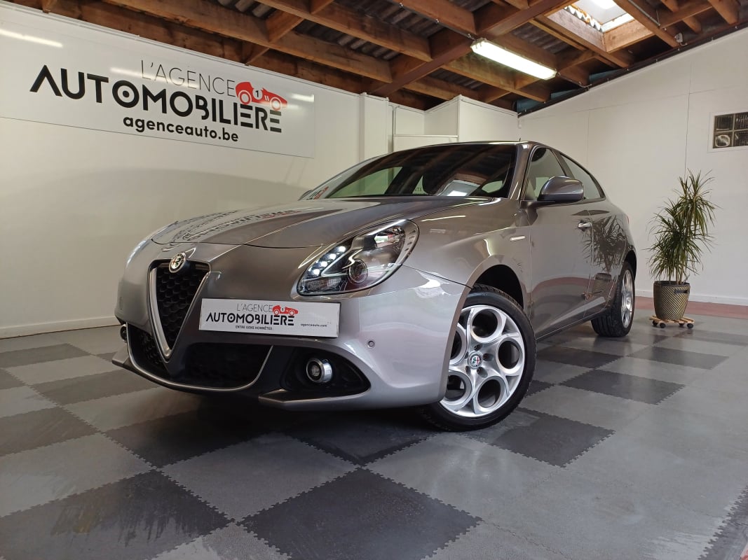 Alfa Romeo Giulietta 1.4i TB Super 120Ch Boite Manuelle 6V/ Garantie 12 Mois — 1