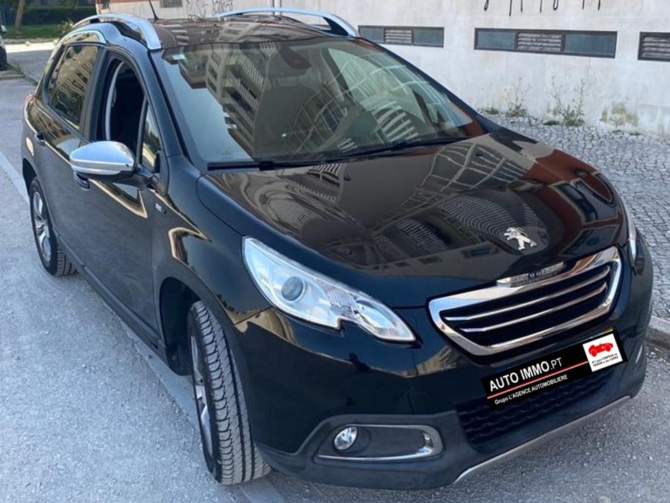 Peugeot 2008 1.2 PureTech Style