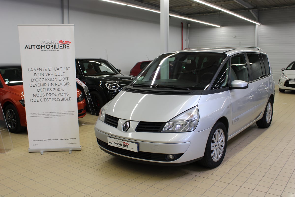 Renault Espace 2.2 DCI 150 EXPRESSION 7 PLACES TBE DISTRI NEUVE — 1