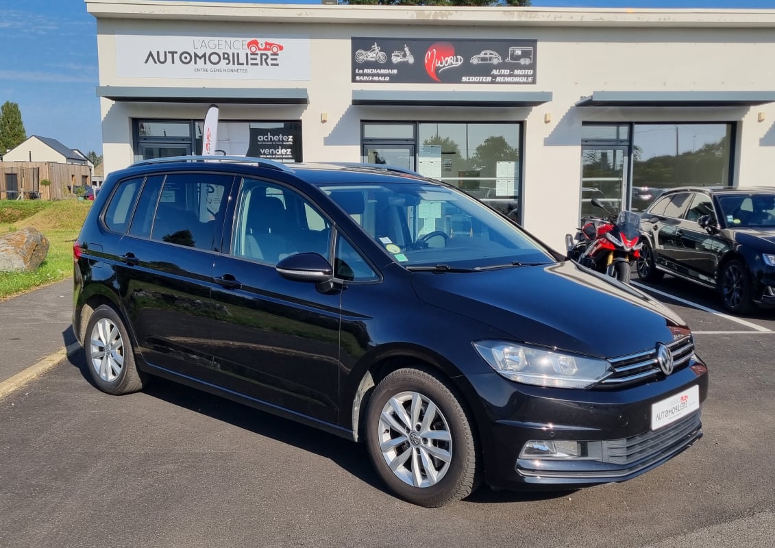 Volkswagen Touran 2.0 TDI 150 DSG CONFORT LINE — 1