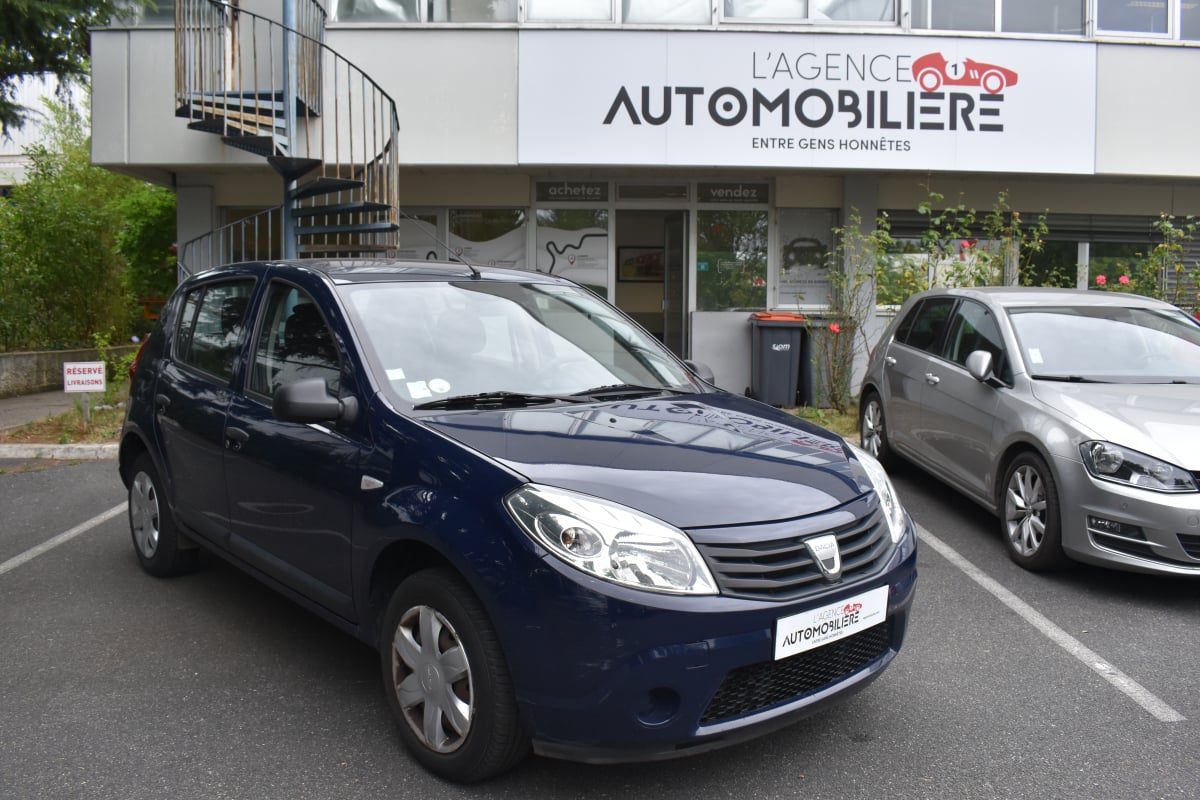 Dacia Sandero AMBIANCE 1.2 i 16V 75 cv — 1