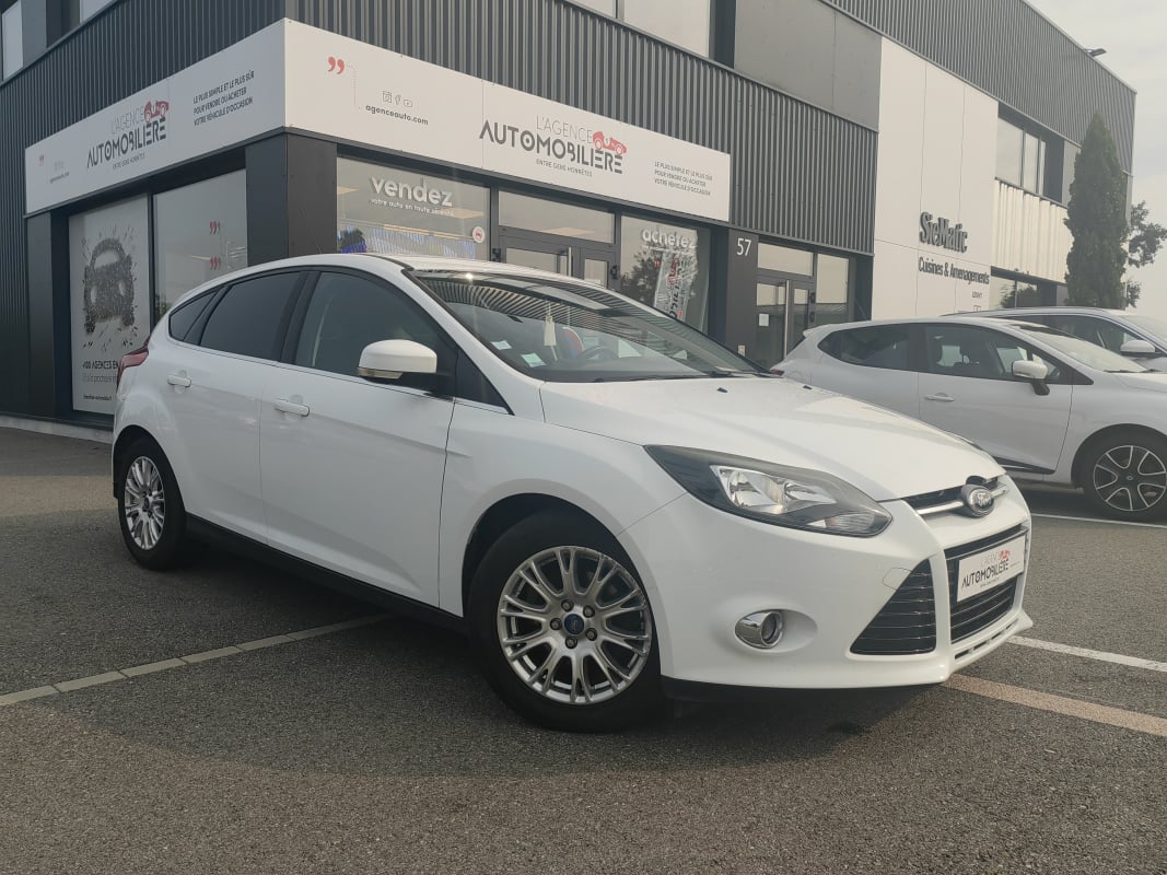 Ford Focus 1.6 TDCi 95 FAP S&S Titanium 5P "1ère main" — 1