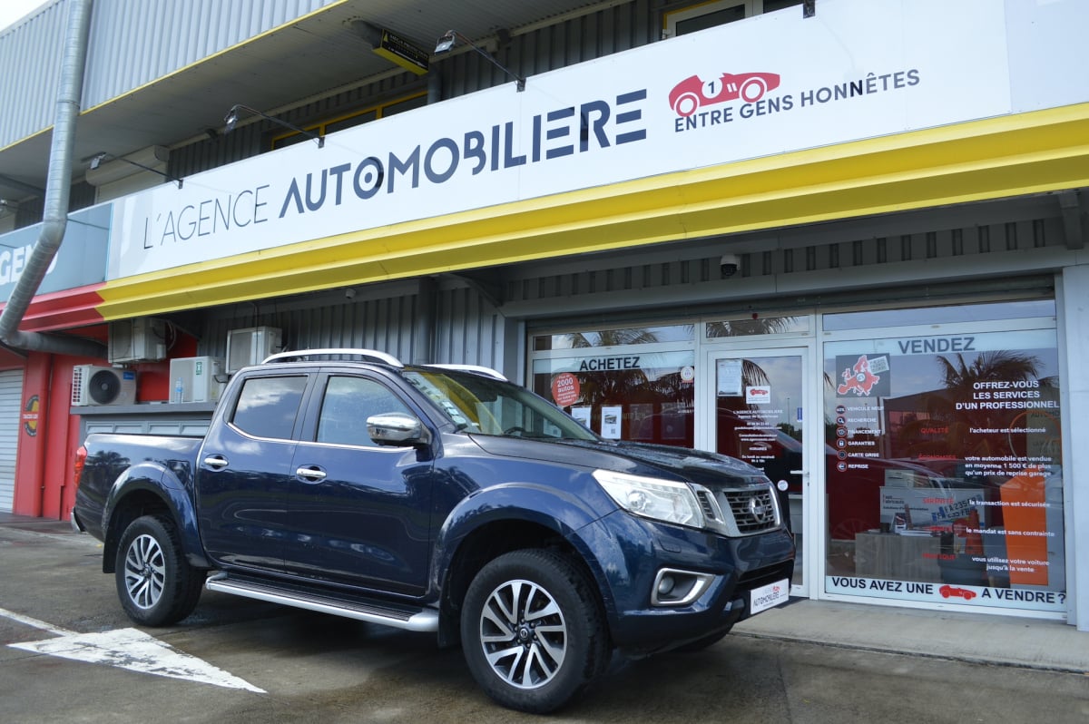 Nissan Navara 2.3 dCi 190ch Double-Cab Tekna — 1