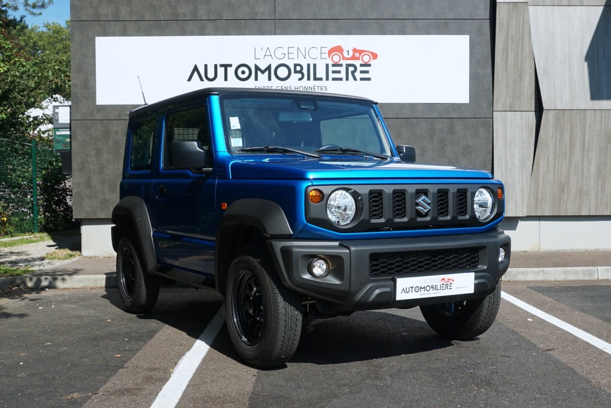 Suzuki Jimny SOCIETE 1.5 VVT 102 PRIVILEGE ALLGRIP 4WD — 1