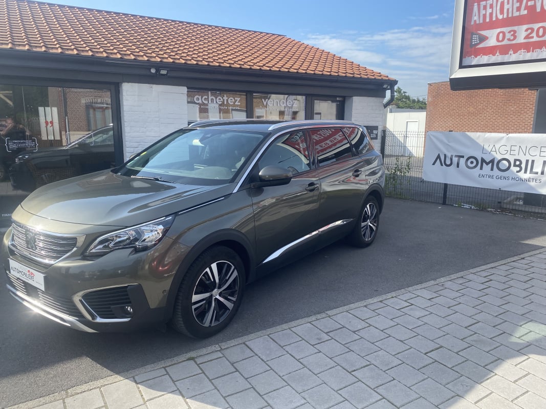 Peugeot 5008 1.6 BlueHdi 120 ALLURE S&S BVM6 7 PLACES — 1