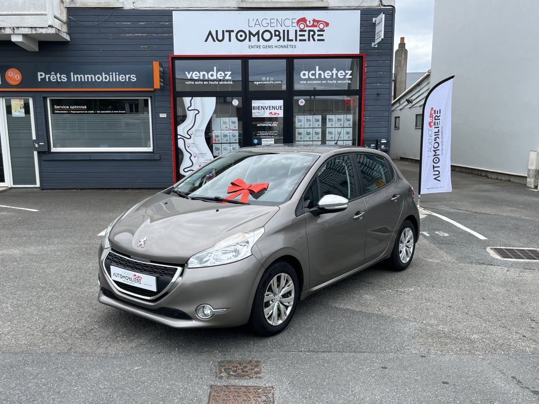 Peugeot 208 1,2 82 CV BVM5 Urban Soul — 1