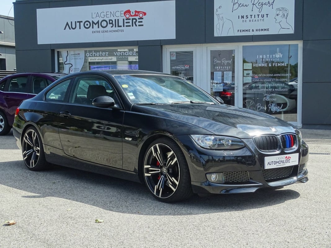 BMW Série 3 (E92) Coupe 335 i 3.0 306 ch SPORT BVM6 — 1