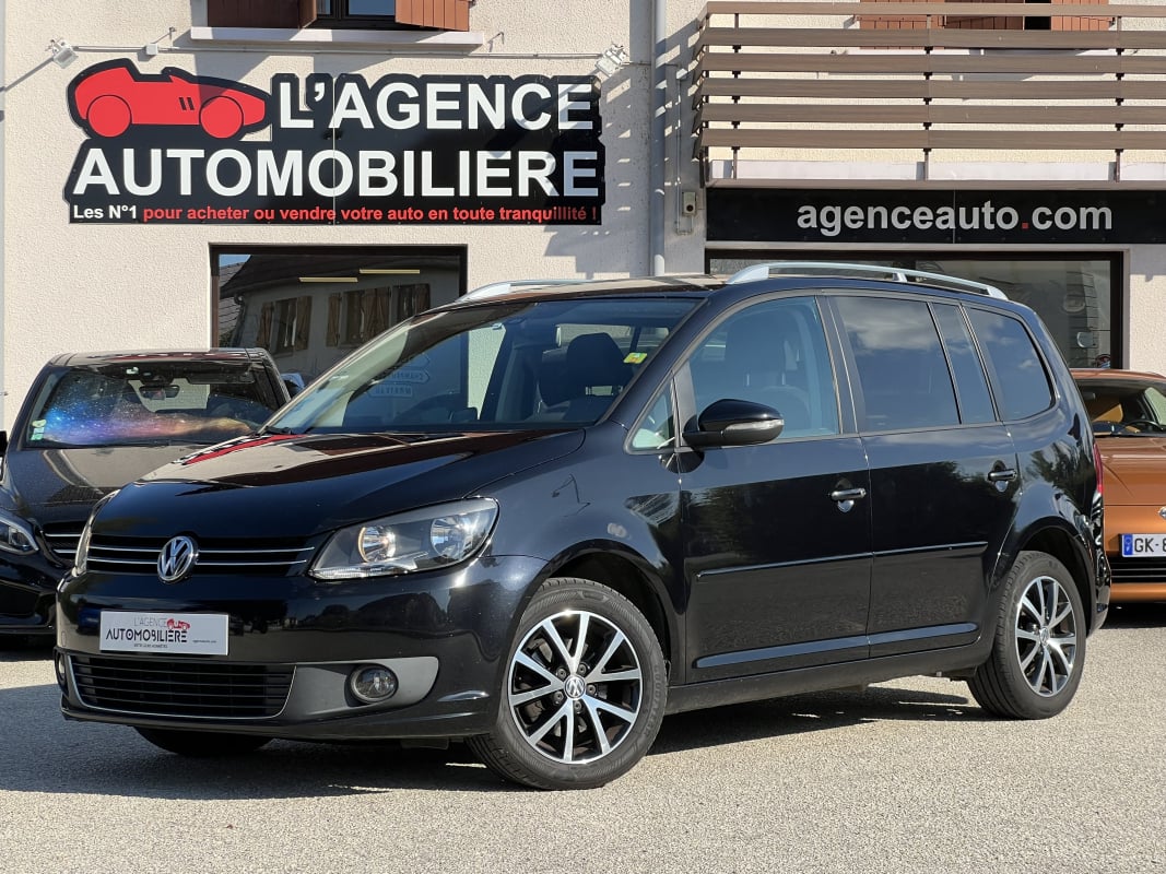 Volkswagen Touran 1.6 tdi 105 CONFORTLINE 7pl — 1