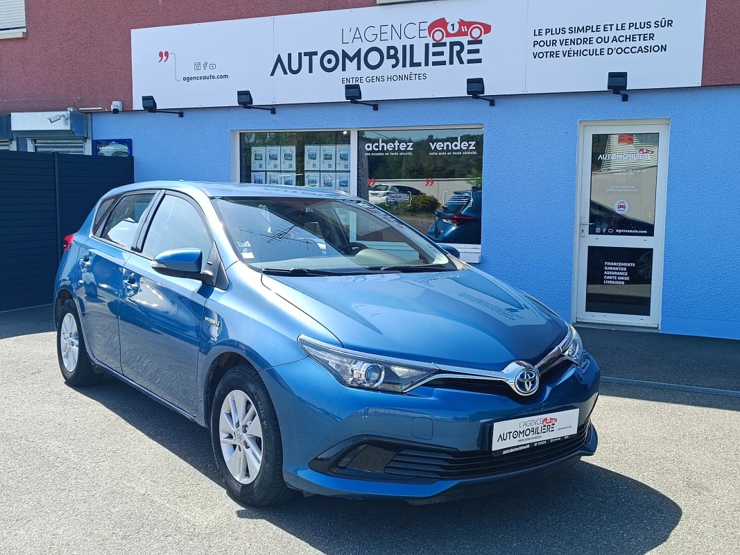Toyota Auris HSD 136h Design BOITE AUTO 1ERE MAIN — 1