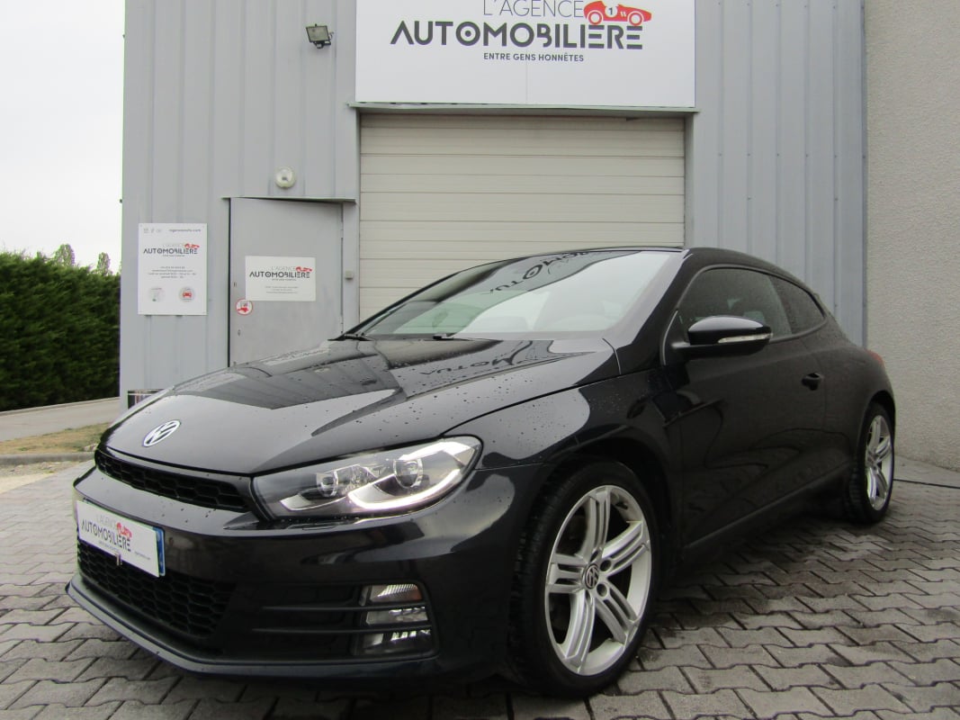 Volkswagen Scirocco scirocco black édition Bluemotion 2.0 TFSi 16V 180 cv — 1