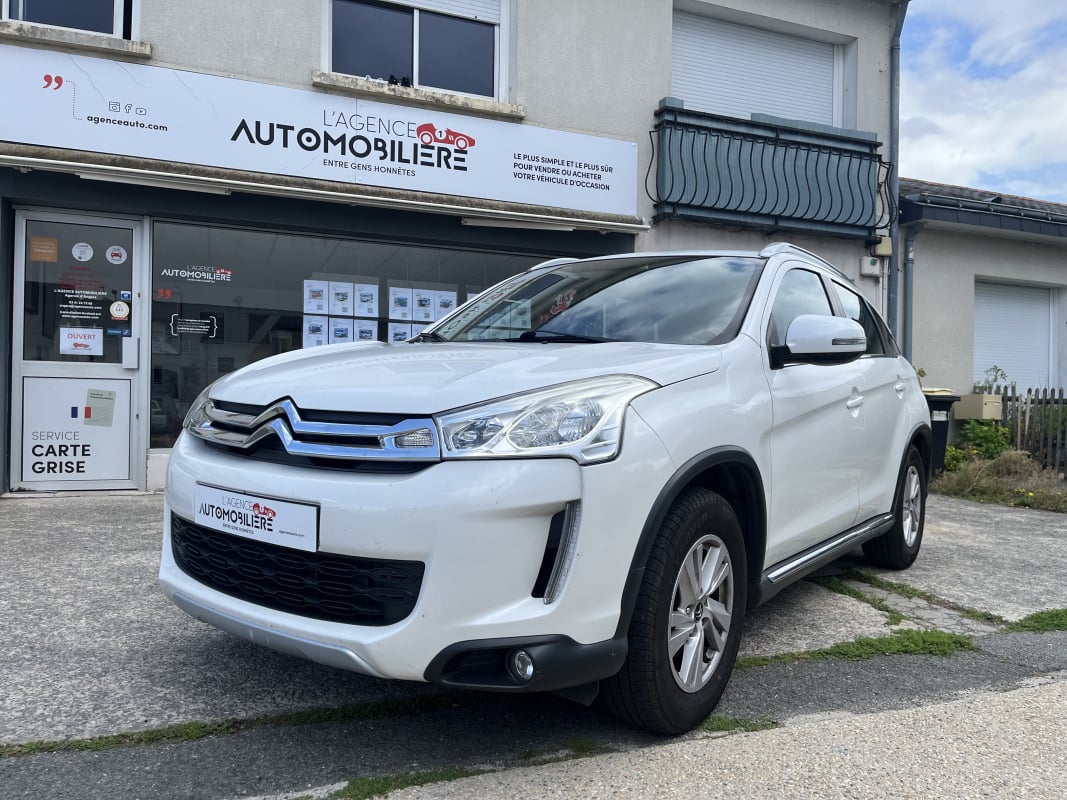 Citroen C4 Aircross 1.8L HDI 150cv Confort - Caméra de recul - 4x2 — 1
