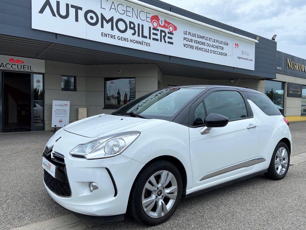 Citroen DS3 1.2 VTI 82 SO CHIC — 1