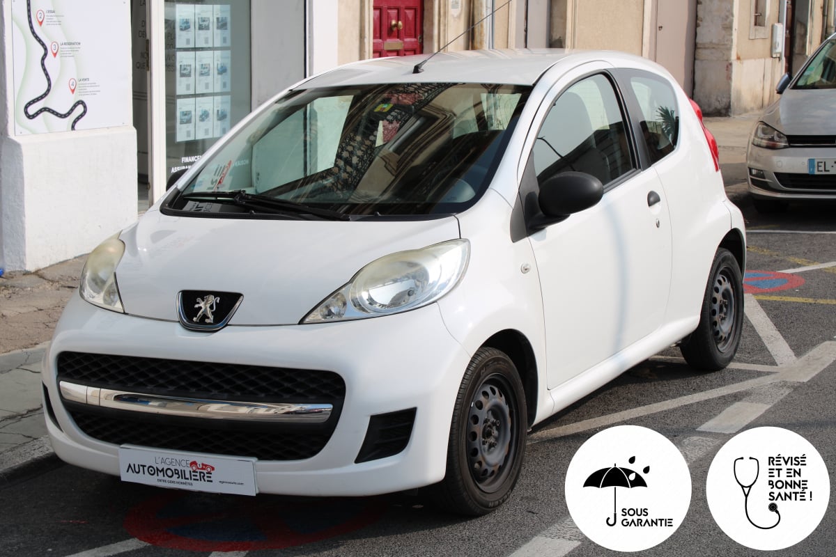 Peugeot 107 107 1.0 12V 70CV BLUE LION URBAN ( Entretien à jour, Chaîne de distribution...) — 1